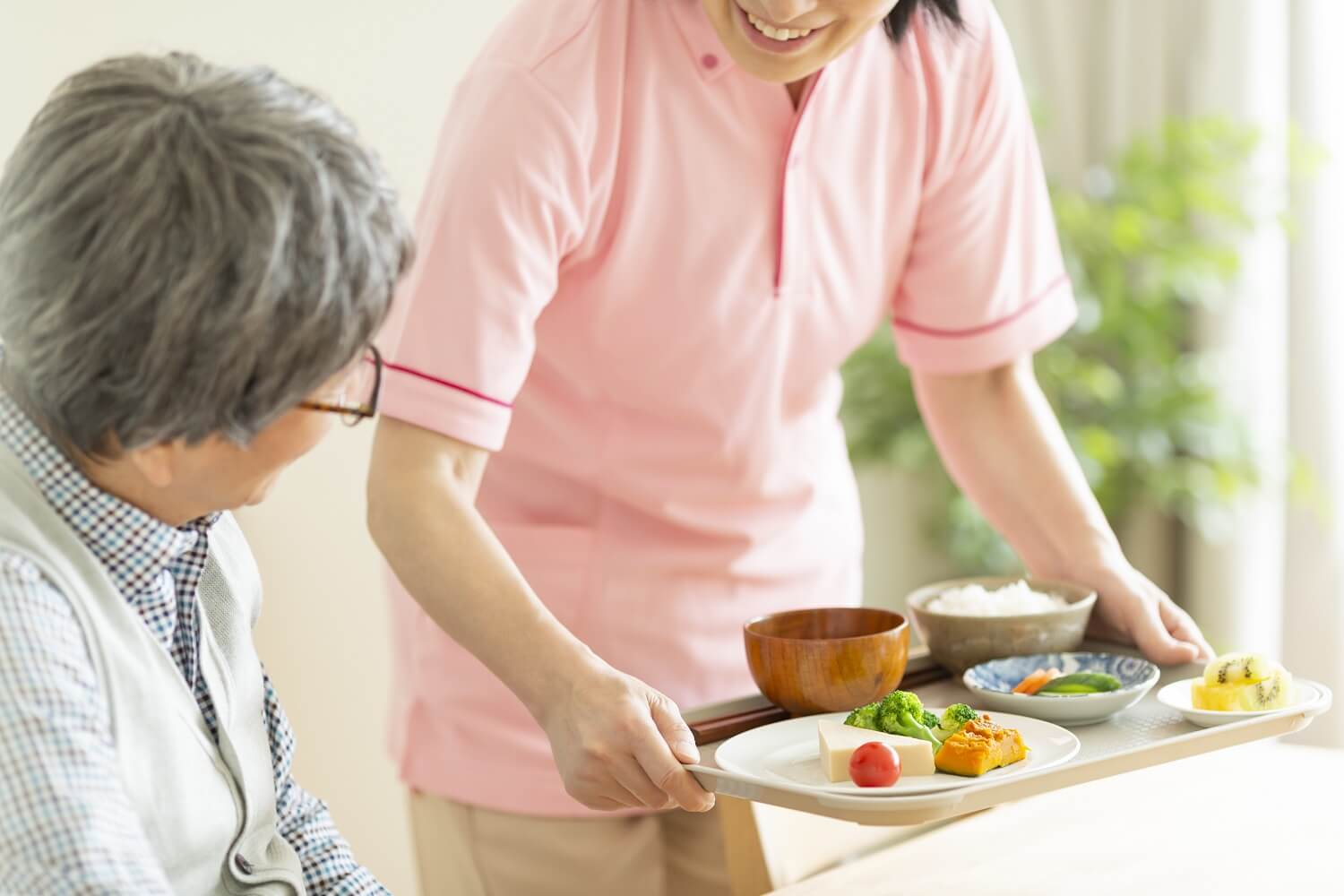介護士